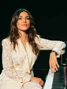 Nicole Brancale, piano
