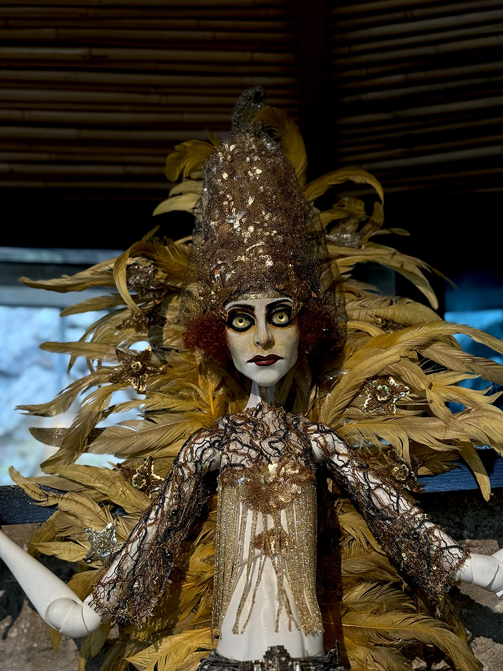 Marchesa Casati dressed as The Queen of the Night, mannequin by Nils Harning, photo VSM